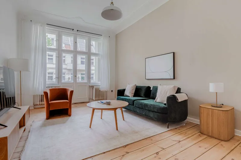 Charmante 2-Zimmer Wohnung in Neukölln - voll möbliert — photo 1